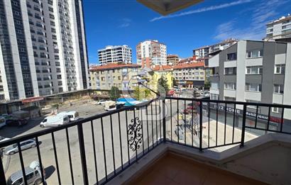 Yenimahalle Kayalar Erol Kaya Caddesi Köşe Konumda 3+1 Daire Boş