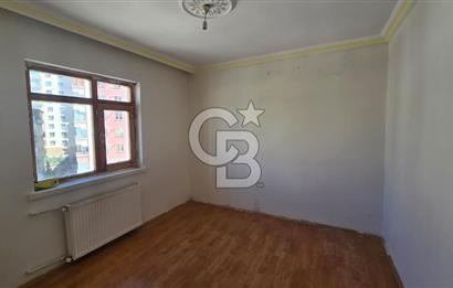 Yenimahalle Kayalar Erol Kaya Caddesi Köşe Konumda 3+1 Daire Boş