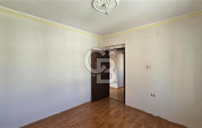 Yenimahalle Kayalar Erol Kaya Caddesi Köşe Konumda 3+1 Daire Boş