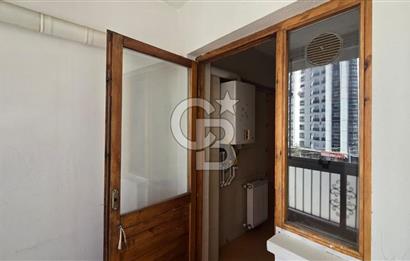 Yenimahalle Kayalar Erol Kaya Caddesi Köşe Konumda 3+1 Daire Boş