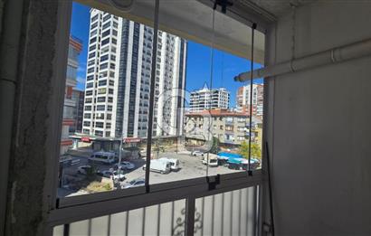 Yenimahalle Kayalar Erol Kaya Caddesi Köşe Konumda 3+1 Daire Boş