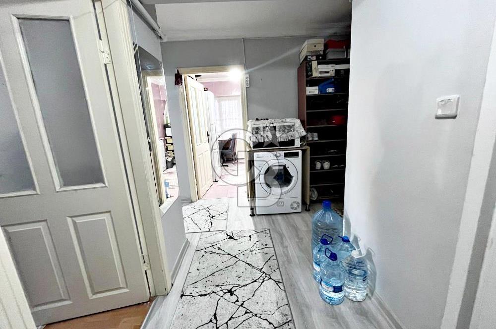 NATOYOLU CADDESİ YAKINI KAT KONUMUNDA CEPHELERİ AÇIK YAPILI 2+1