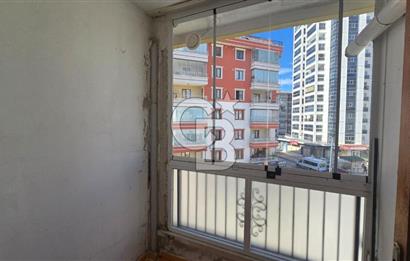 Yenimahalle Kayalar Erol Kaya Caddesi Köşe Konumda 3+1 Daire Boş