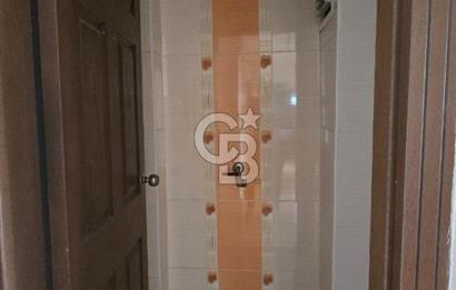 Yenimahalle Kayalar Erol Kaya Caddesi Köşe Konumda 3+1 Daire Boş