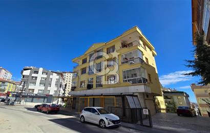 Yenimahalle Kayalar Erol Kaya Caddesi Köşe Konumda 3+1 Daire Boş