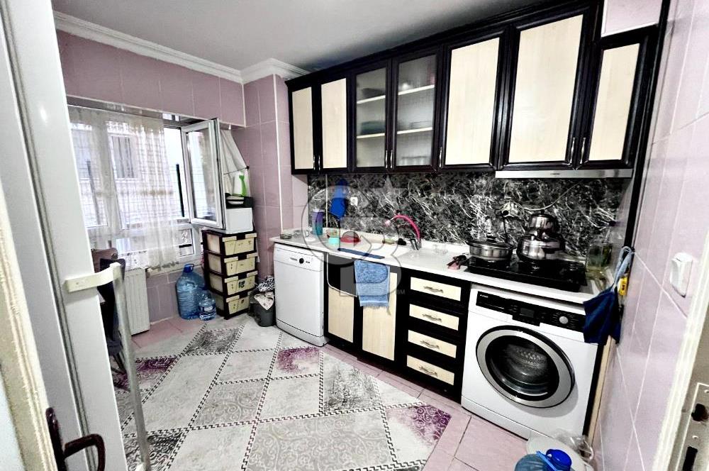 NATOYOLU CADDESİ YAKINI KAT KONUMUNDA CEPHELERİ AÇIK YAPILI 2+1
