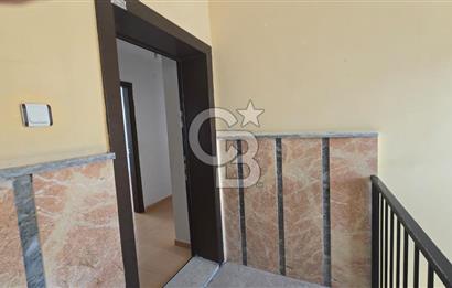 Yenimahalle Kayalar Erol Kaya Caddesi Köşe Konumda 3+1 Daire Boş