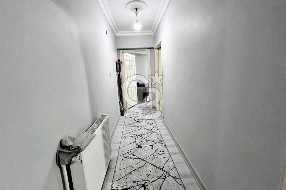 NATOYOLU CADDESİ YAKINI KAT KONUMUNDA CEPHELERİ AÇIK YAPILI 2+1