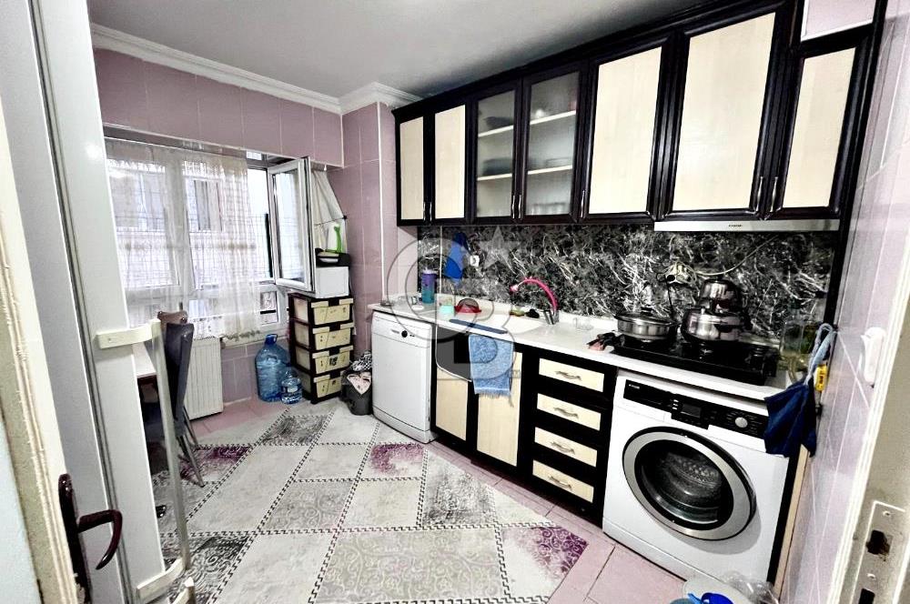 NATOYOLU CADDESİ YAKINI KAT KONUMUNDA CEPHELERİ AÇIK YAPILI 2+1