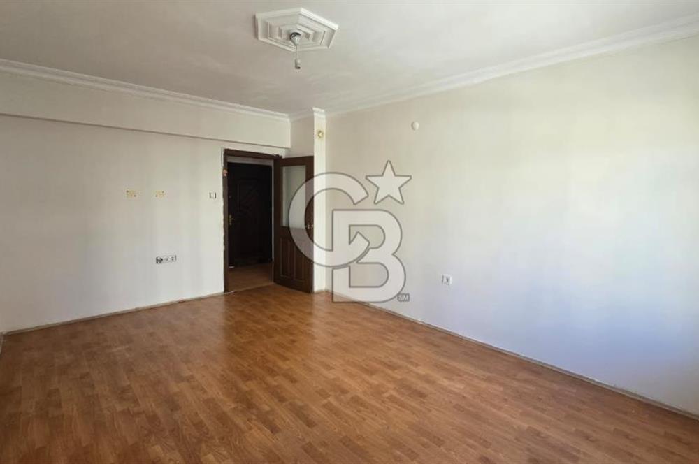 Yenimahalle Kayalar Erol Kaya Caddesi Köşe Konumda 3+1 Daire Boş