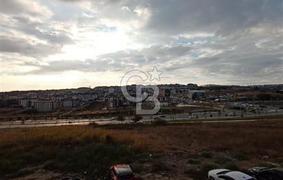 BEYLİKDÜZÜ KAVAKLI'DA ULTRA LÜKS 5+2 DUBLEKS DAİRE