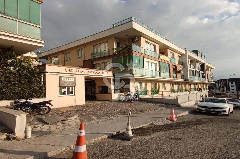 BEYLİKDÜZÜ KAVAKLI'DA ULTRA LÜKS 5+2 DUBLEKS DAİRE