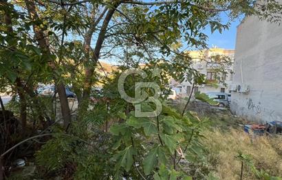 FOÇA FEVZİPAŞA MAHALLESİNDE 136M2 SATILIK ARSA