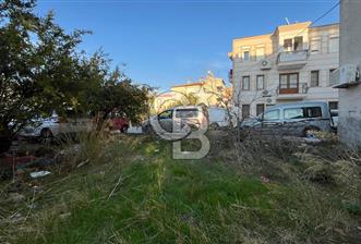 FOÇA FEVZİPAŞA MAHALLESİNDE 136M2 SATILIK ARSA