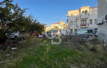 FOÇA FEVZİPAŞA MAHALLESİNDE 136M2 SATILIK ARSA
