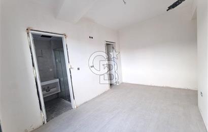 BORNOVA MANAVKUYU CADDE ÜZERİ MUHTEŞEM KONUMDA 3+1 SATILIK DAİRE