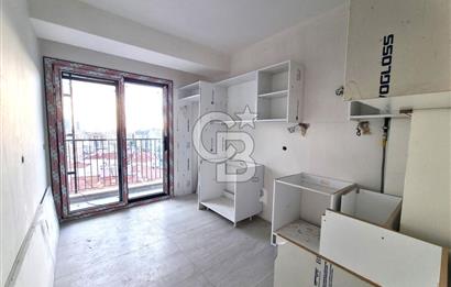 BORNOVA MANAVKUYU CADDE ÜZERİ MUHTEŞEM KONUMDA 3+1 SATILIK DAİRE
