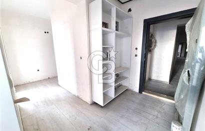 BORNOVA MANAVKUYU CADDE ÜZERİ MUHTEŞEM KONUMDA 3+1 SATILIK DAİRE