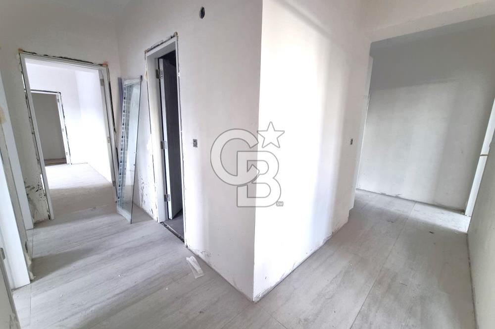 BORNOVA MANAVKUYU CADDE ÜZERİ MUHTEŞEM KONUMDA 3+1 SATILIK DAİRE