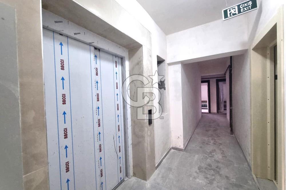BORNOVA MANAVKUYU CADDE ÜZERİ MUHTEŞEM KONUMDA 3+1 SATILIK DAİRE