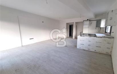 BORNOVA MANAVKUYU CADDE ÜZERİ MUHTEŞEM KONUMDA 3+1 SATILIK DAİRE