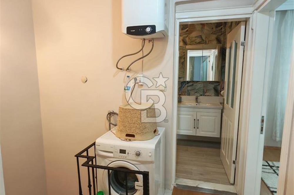 Alaçatı Cadde Üzerinde Tadilatlı Müstakil Satılık 3+1