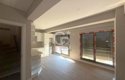 Dikili Merkezde Satılık 3+1 Dubleks Daire