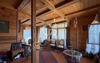 GEDİKLİDE ALT-ÜST AYRI GİRİŞLİ 2 KATLI OTANTİK KÖY KONAĞI