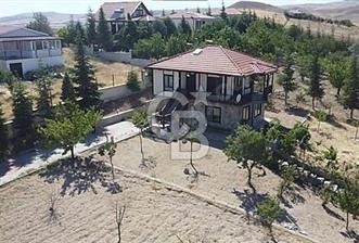 GEDİKLİDE ALT-ÜST AYRI GİRİŞLİ 2 KATLI OTANTİK KÖY KONAĞI