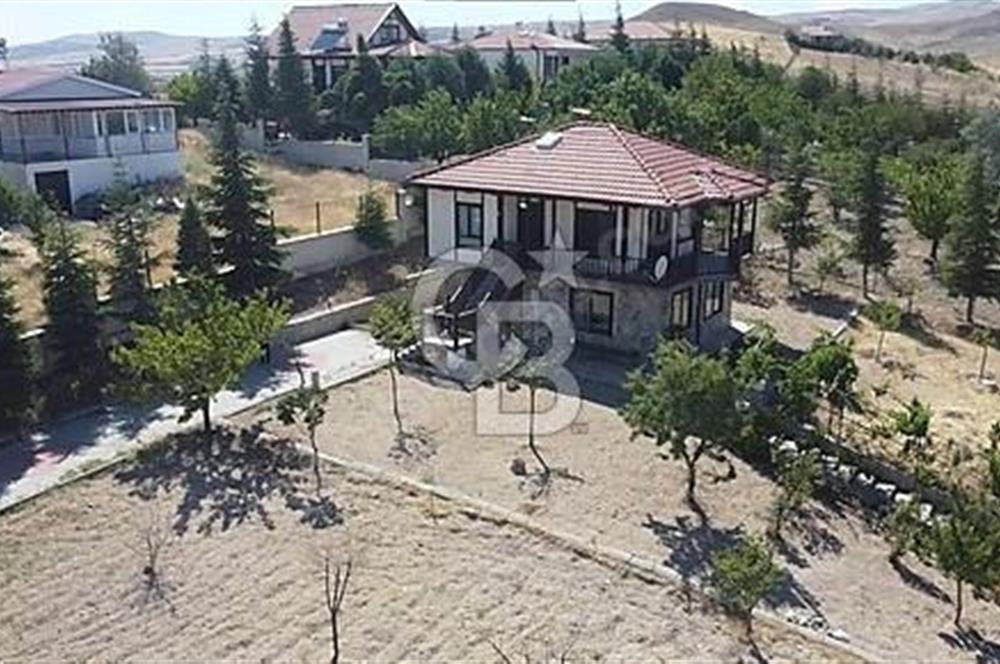GEDİKLİDE ALT-ÜST AYRI GİRİŞLİ 2 KATLI OTANTİK KÖY KONAĞI