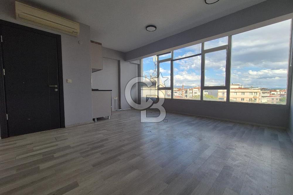 MUSELAND-MENDERES MERKEZ'DE SESSİZ 1+1 WC'Lİ KİRALIK OFİS 