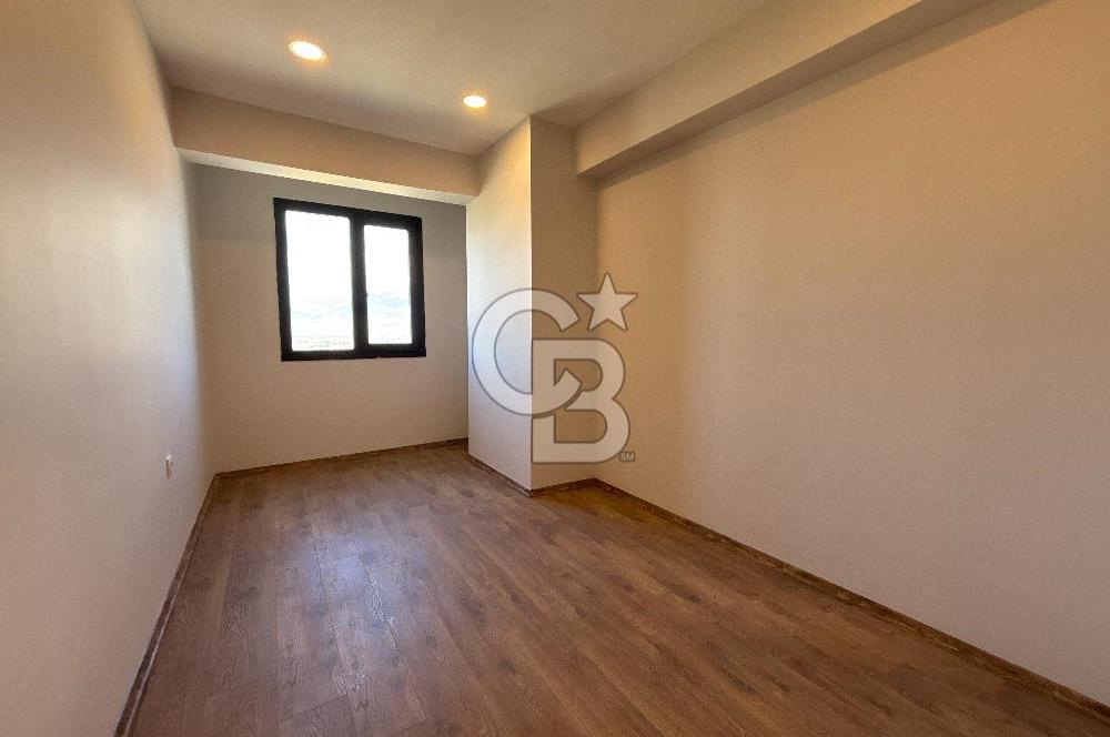 İZMİR MENEMEN DEVLET HASTANESİ YANI-BÜYÜK TİP-4+1 SATILIK DAİRE