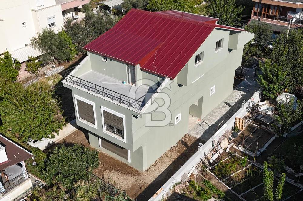 Dikili Merkezde Satılık 3+1 Dubleks Daire