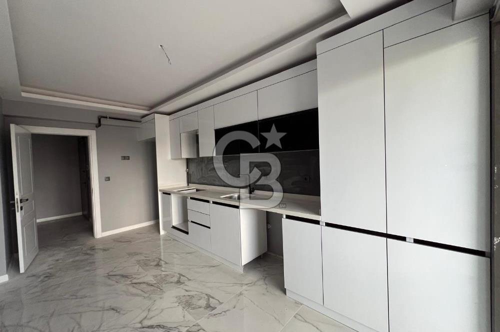 MÜRSEL ULUÇ'ta 3+1 OTURUMA HAZIR CEPHEDEN 3. KAT SIFIR DAİRE