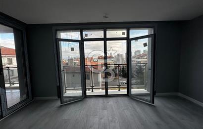 MÜRSEL ULUÇ'ta 3+1 OTURUMA HAZIR CEPHEDEN 3. KAT SIFIR DAİRE