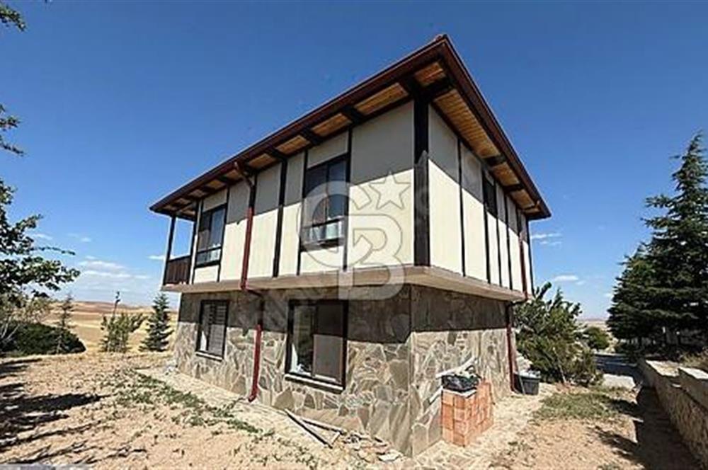 GEDİKLİDE ALT-ÜST AYRI GİRİŞLİ 2 KATLI OTANTİK KÖY KONAĞI