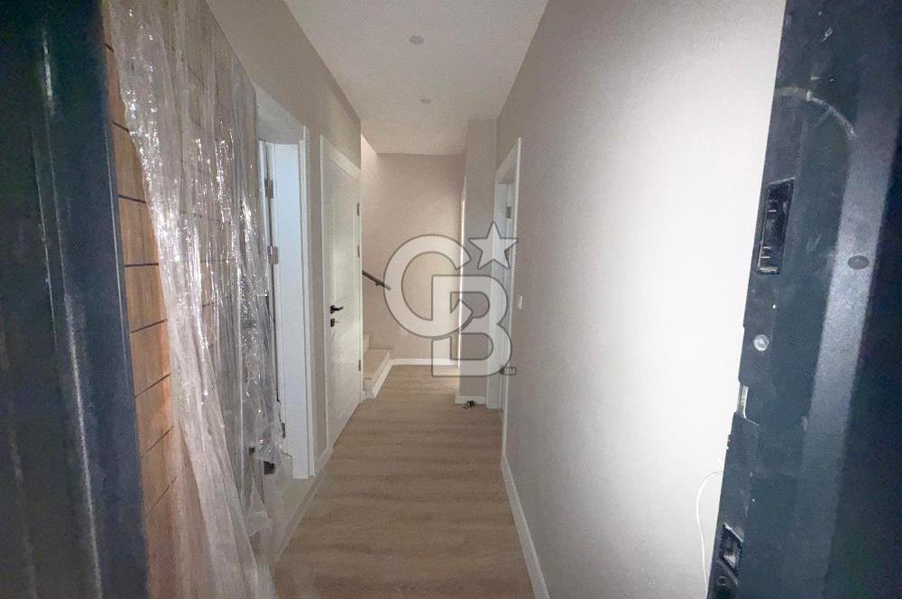 Dikili Merkezde Satılık 3+1 Dubleks Daire