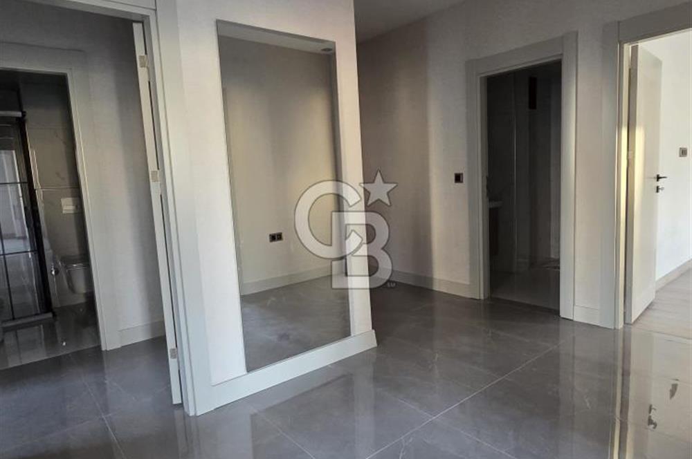 MEVLANA'DA MÜKEMMEL KONUMDA 3+1 YAPILI SATILIK DAİRE