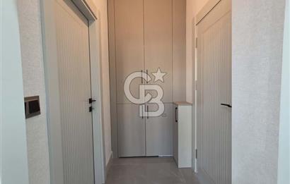 MEVLANA'DA MÜKEMMEL KONUMDA 3+1 YAPILI SATILIK DAİRE