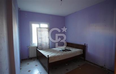 Güzelbahçe’de kiralık tripleks villa
