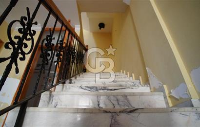 Güzelbahçe’de kiralık tripleks villa