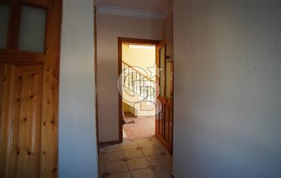 Güzelbahçe’de kiralık tripleks villa