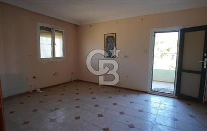 Güzelbahçe’de kiralık tripleks villa