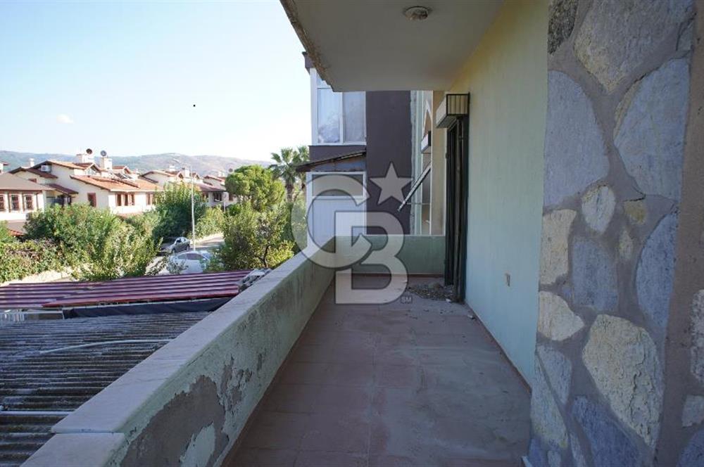 Güzelbahçe’de kiralık tripleks villa