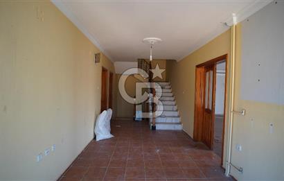 Güzelbahçe’de kiralık tripleks villa