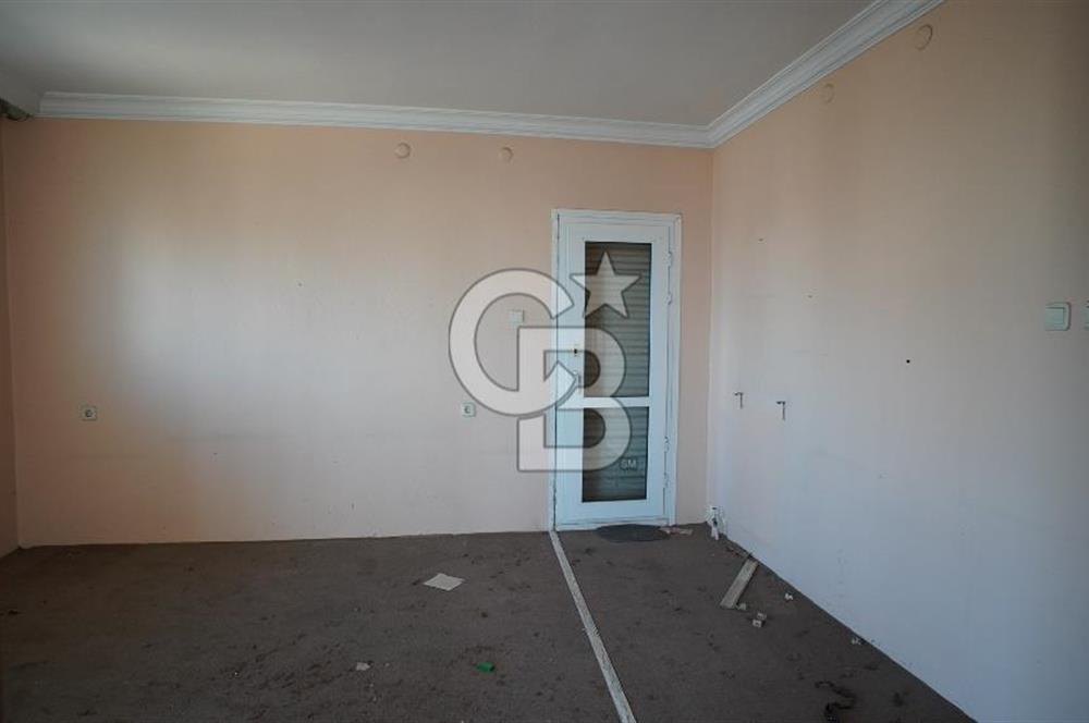 Güzelbahçe’de kiralık tripleks villa