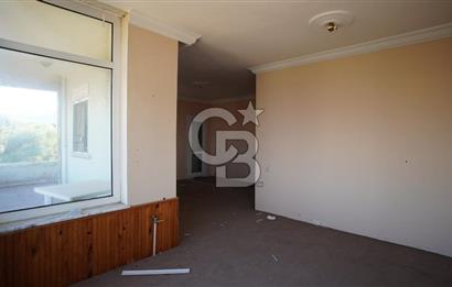 Güzelbahçe’de kiralık tripleks villa