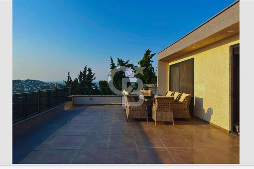 Yalıkavak’ta Yatırıma Değer 5+1 Villa – Satılık Deniz Manzaralı, 4 Katlı Lüks Konut