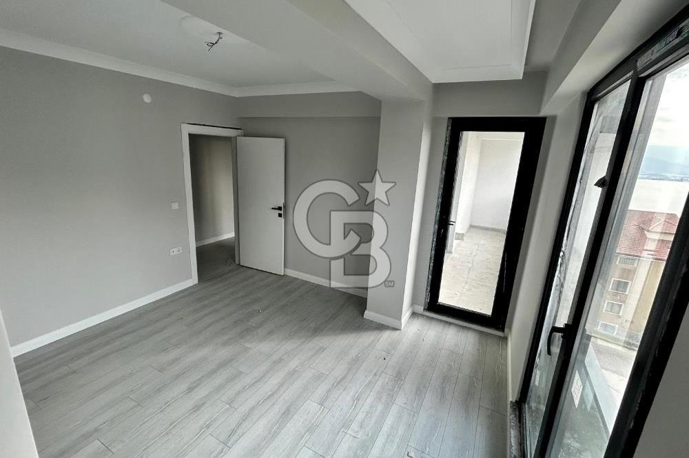 İZMİT KURUÇEŞME YENİ MAHALLEDE KAPALI HAVUZLU SATILIK 3+1 DAİRE