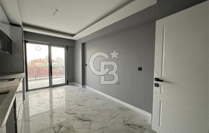 MÜRSEL ULUÇ'ta 3+1 OTURUMA HAZIR CEPHEDEN 3. KAT SIFIR DAİRE